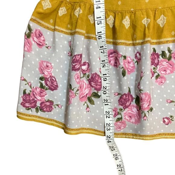 Altar’d State Gold Colored Sleeveless Top With Pleated Ruffle Hem, Size S - Picture 4 of 4